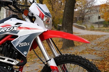 Мотоцикл SKYBIKE CRDX 200 19-16 ( линейка 2024 года )