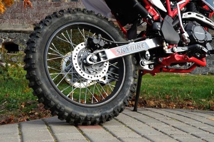 Мотоцикл SKYBIKE CRDX 200 19-16 ( линейка 2024 года )