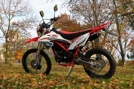 Мотоцикл SKYBIKE CRDX 200 19-16 ( линейка 2024 года )