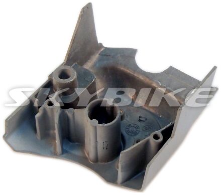 Кришка передньої зірки, нові оригінальні запчастини на мотоцикл skymoto EAGLE-250, Китай Кришка передньої зірки, нові оригінальні запчастини на мотоцикл skymoto EAGLE-250, Китай