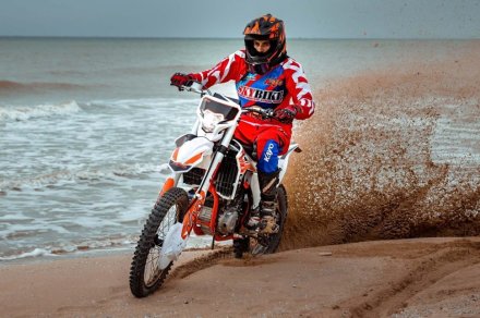 Мотоцикл KAYO K6 ENDURO EFI Мотоцикл KAYO K6 ENDURO EFI