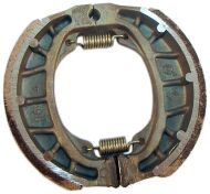 Колодки гальмівні, барабан, к-т, d-110mm, оригінал, нові запчастини на мопед, скутер, моторолер skymoto Колодки гальмівні, барабан, к-т, d-110mm, оригінал, нові запчастини на мопед, скутер, моторолер skymoto