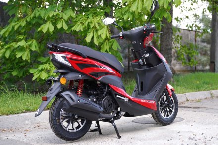 Скутер SKYBIKE XJ 150 Скутер SKYBIKE XJ 150