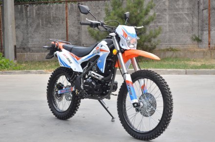 Мотоцикл SKYBIKE CRDX 200 21-18 ( линейка 2024 года )