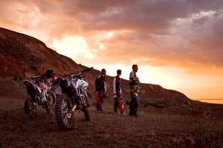 Мотоцикл SKYBIKE CRDX 200 21-18 ( линейка 2024 года )