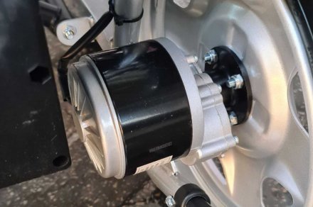 Коляска для людей з обмеженими можливостями з електроприводом