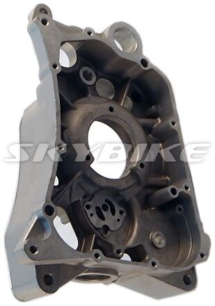 Картер правий, нові оригінальні запчастини на максискутер, квадроцикл skymoto FORCE-260, TORNADO-260, BEAR-260, BRAVO-260, skybike ADONIS-250, Китай