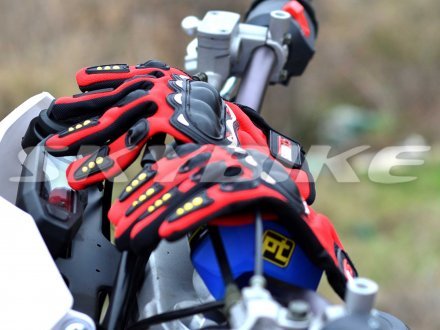 Перчатки защитные, красные, IS-2020 2