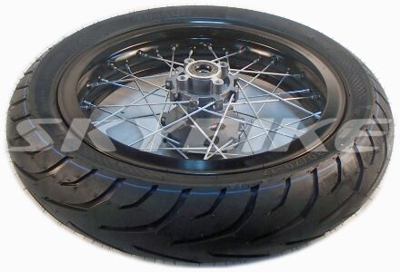 Колесо заднє в зборі 17", оригінал, нові запчастини QINGQI на мотоцикл DRAGON-200, Китай Колесо заднє в зборі 17", оригінал, нові запчастини QINGQI на мотоцикл DRAGON-200, Китай